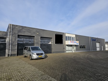 Showroom / Kantoor / magazijn Hengelo Showroom / Kantoor / magazijn Hengelo